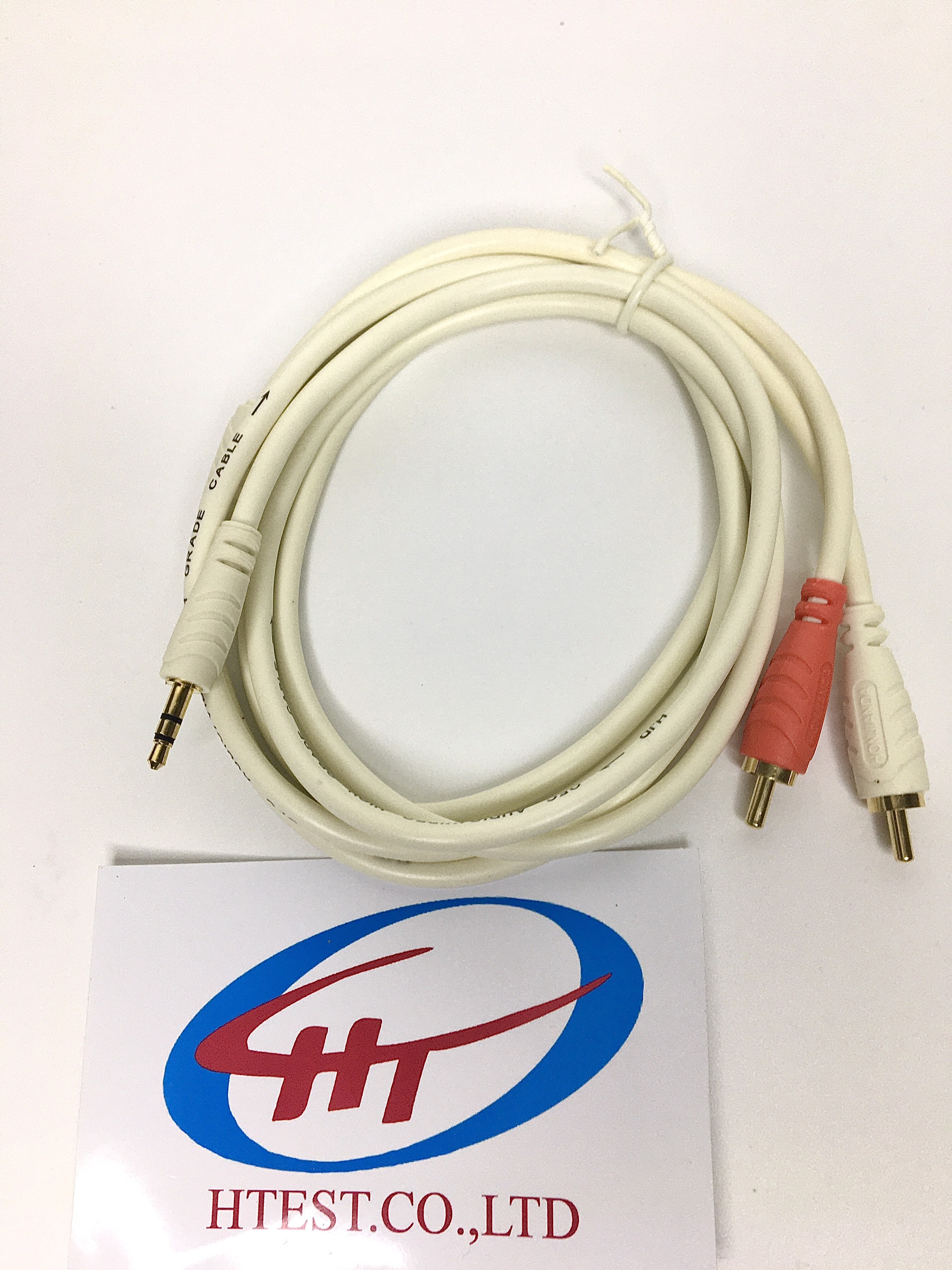 Dây loa 1 đầu 3.5 ra 2 av , Hàng Chính Hãng.
