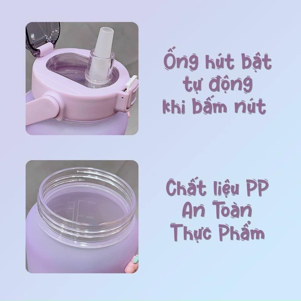 Bình đựng nước 2 lít dễ thương có vạch báo giờ uống nước kèm STICKER