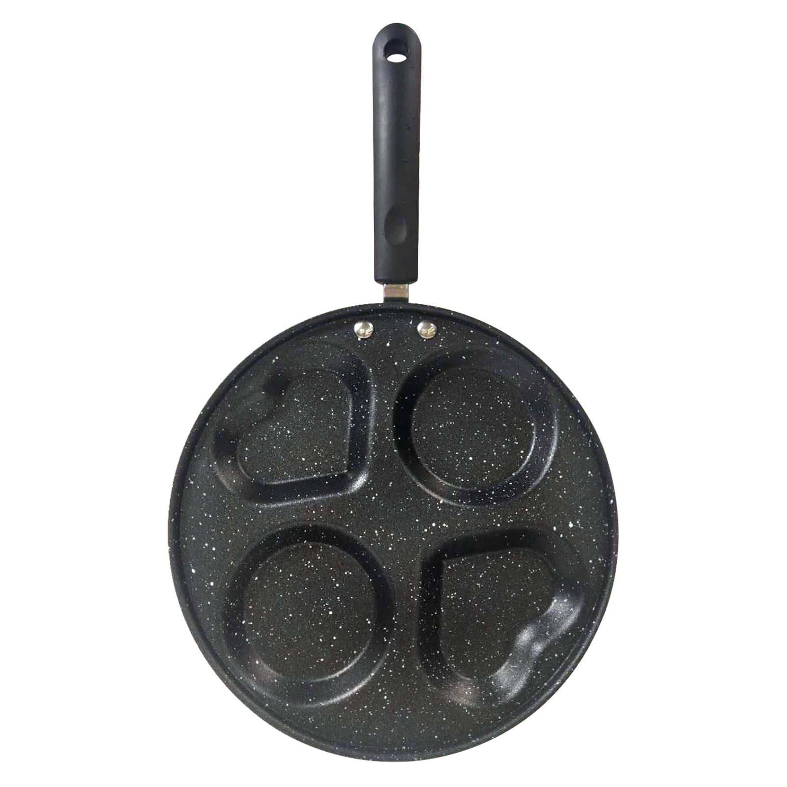 Chảo chiên bằng thép với hình trái tim và hình tròn