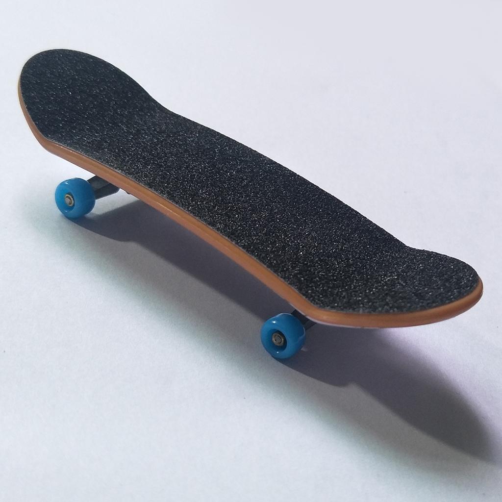 2x Mini Fingerboard Finger Skate Board Boy Children Toys Gifts