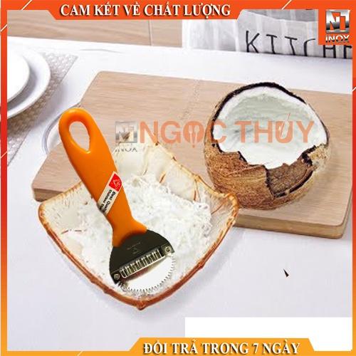 Dụng cụ nạo dừa đa năng thái lan