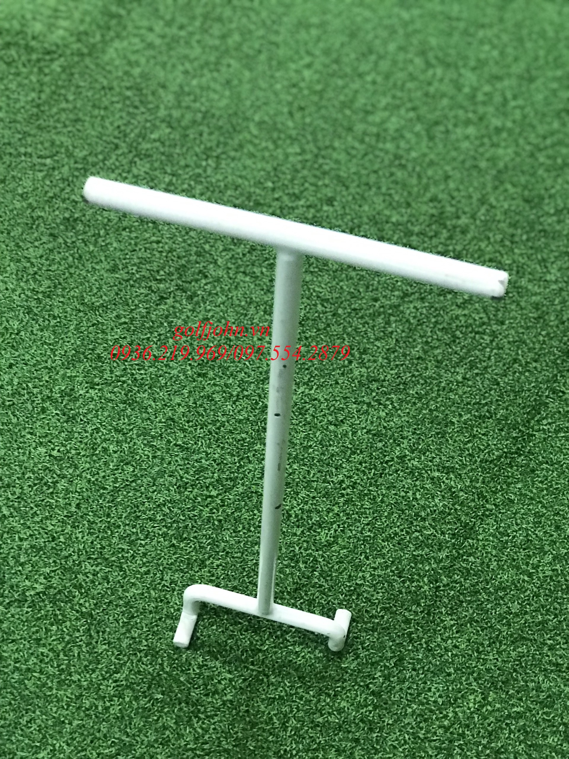 Gắp Lỗ Golf dùng cho sân golf chất liệu thép DVG