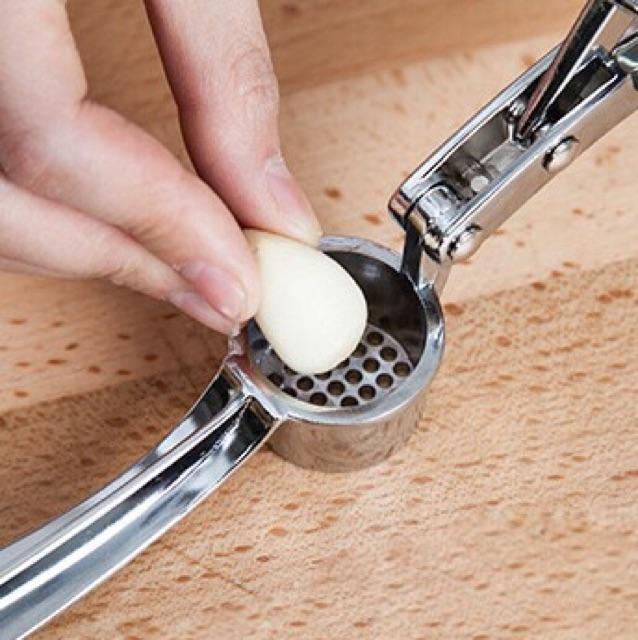 Dụng Cụ Ép Tỏi Đa Năng Inox