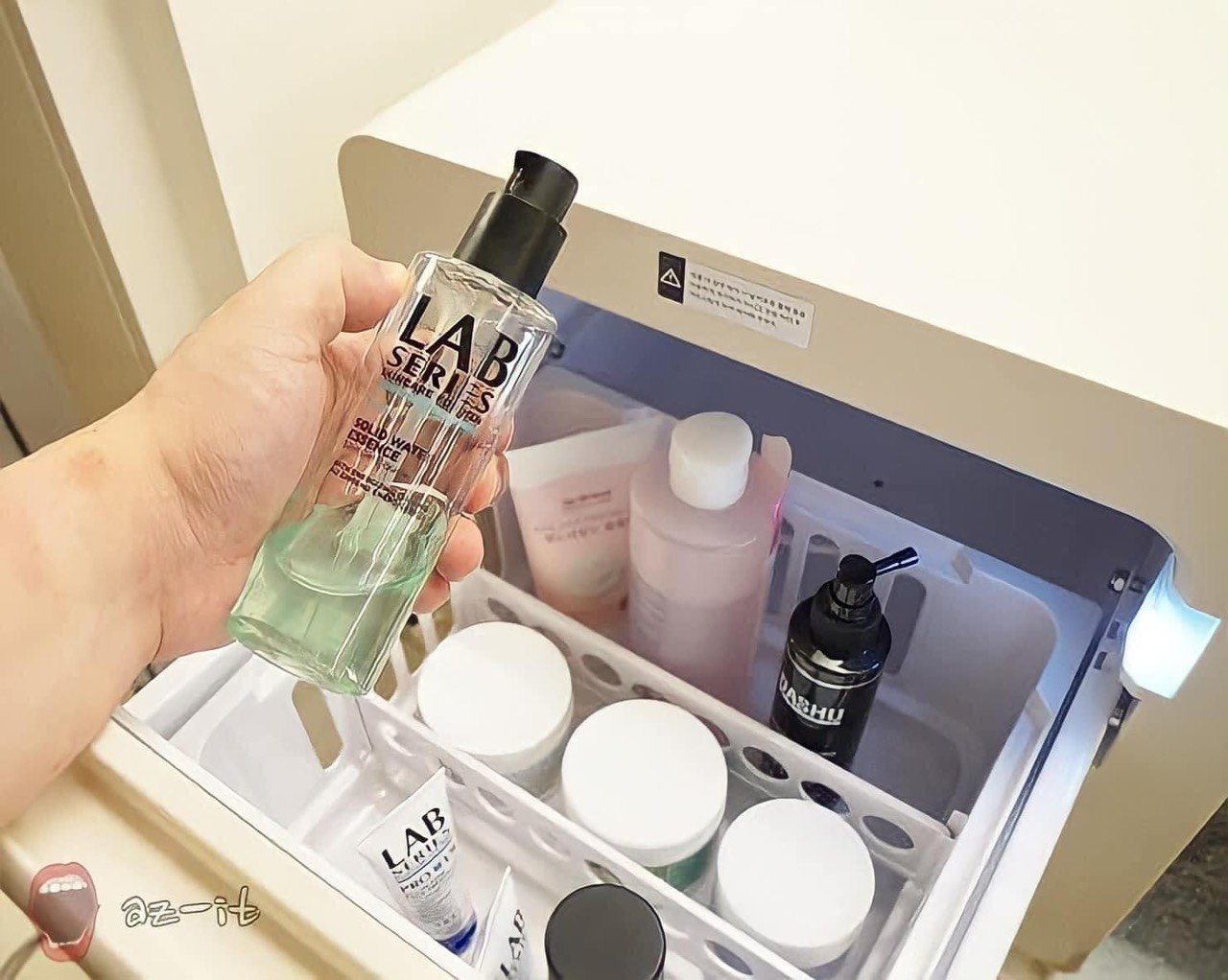 Tủ Lạnh Mini OLLY OLR02M Made in Korea Hàng chính hãng
