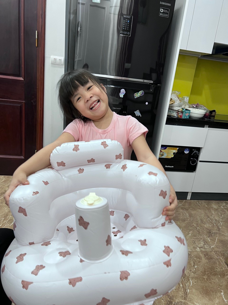 Ghế hơi con vịt tập ngồi cho bé