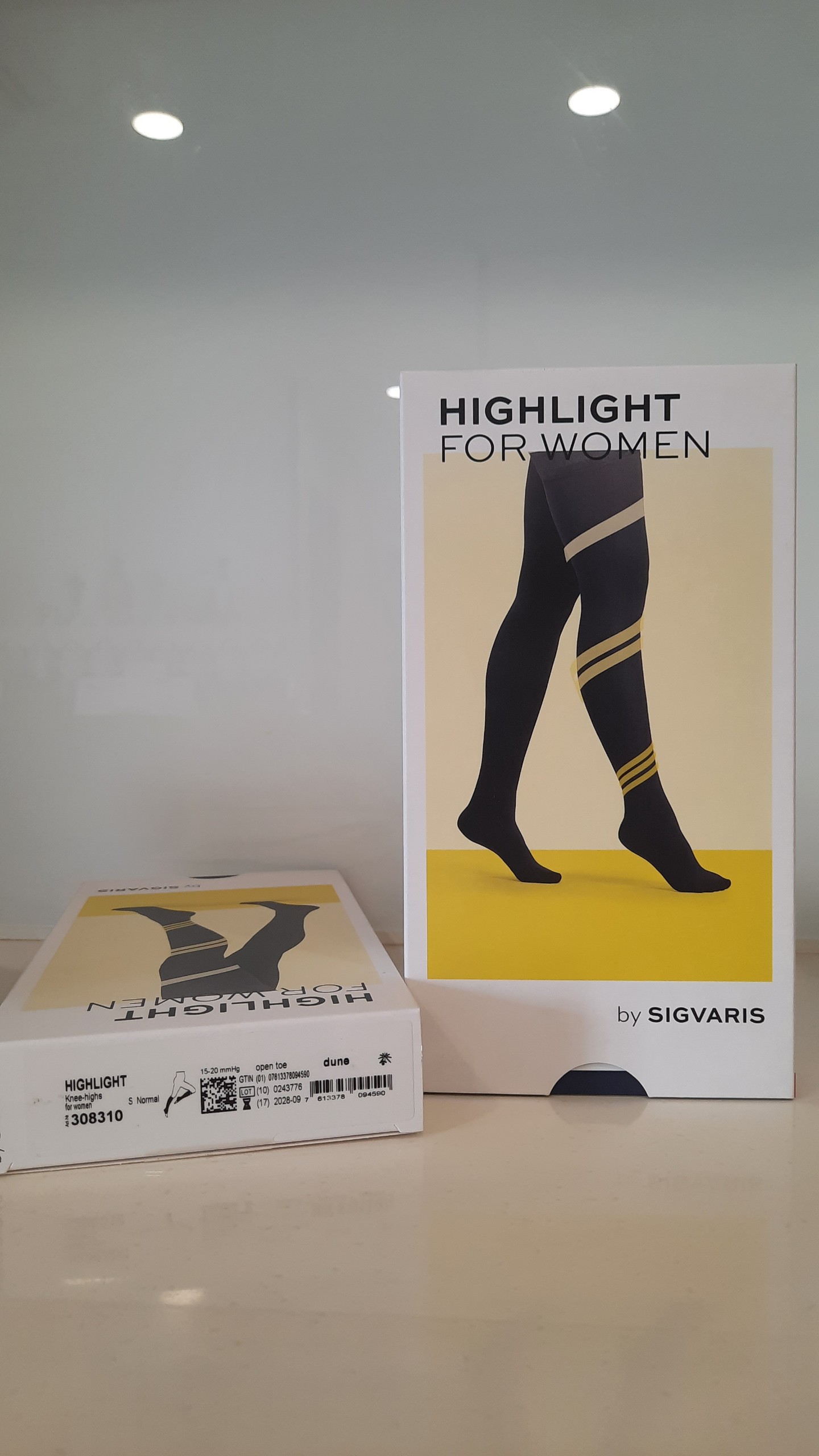 Vớ Y Khoa Hỗ Trợ Điều Trị Suy Giãn Tĩnh Mạch Sigvaris Highlight For Women - Đùi
