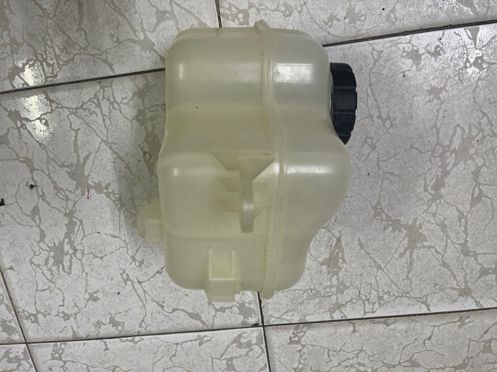 Bình nước phụ (Nước mát) MG ZS 2020-