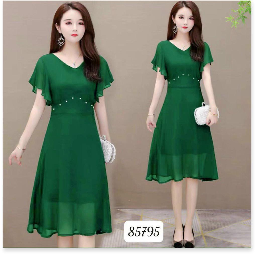 ĐẦM VOAN Y ĐƯỢC THIẾT KẾ HỌA TIẾT TRƠN NHƯNG KHÔNG KÉM PHẦN SANG TRỌNG,ĐĂC BIỆT ĐƯỢC LÀM BẰNG CHẤT LIỆU VÃI THOÁNG MÁT