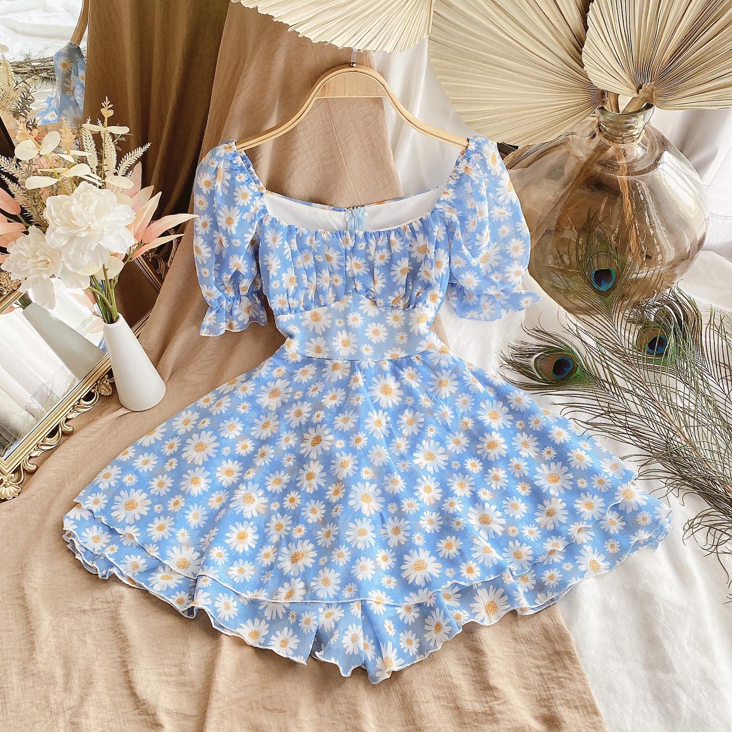 Jumpsuit Hoa Xếp Ly Ngực Thắt Dây Eo - Hậu Nguyễn Store