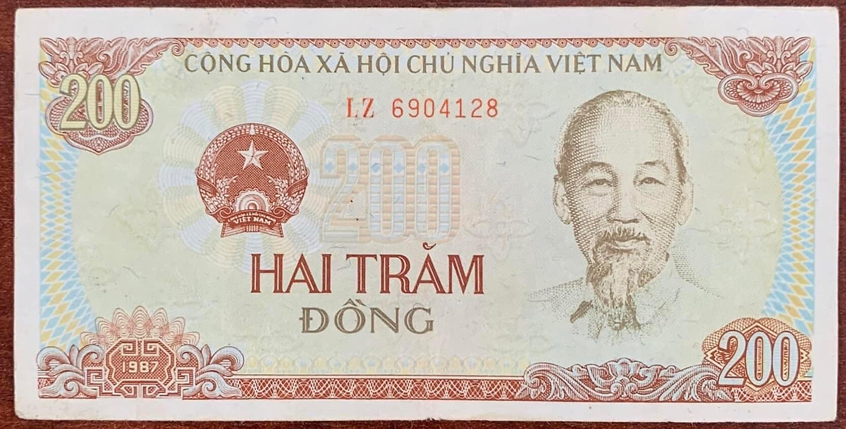 200 ĐỒNG 1987 XE MÁY CÀY