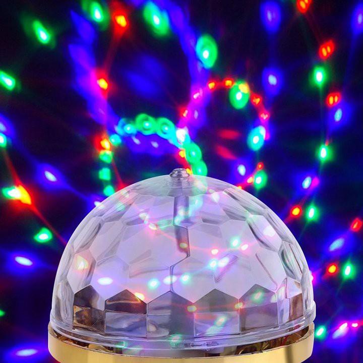 Đèn Led Quả Cầu Xoay 360 độ Pha Lê 7 Màu Hình Tròn Hiệu Ứng Tia Chớp Nhấp Nháy Theo Tiếng Nhạc