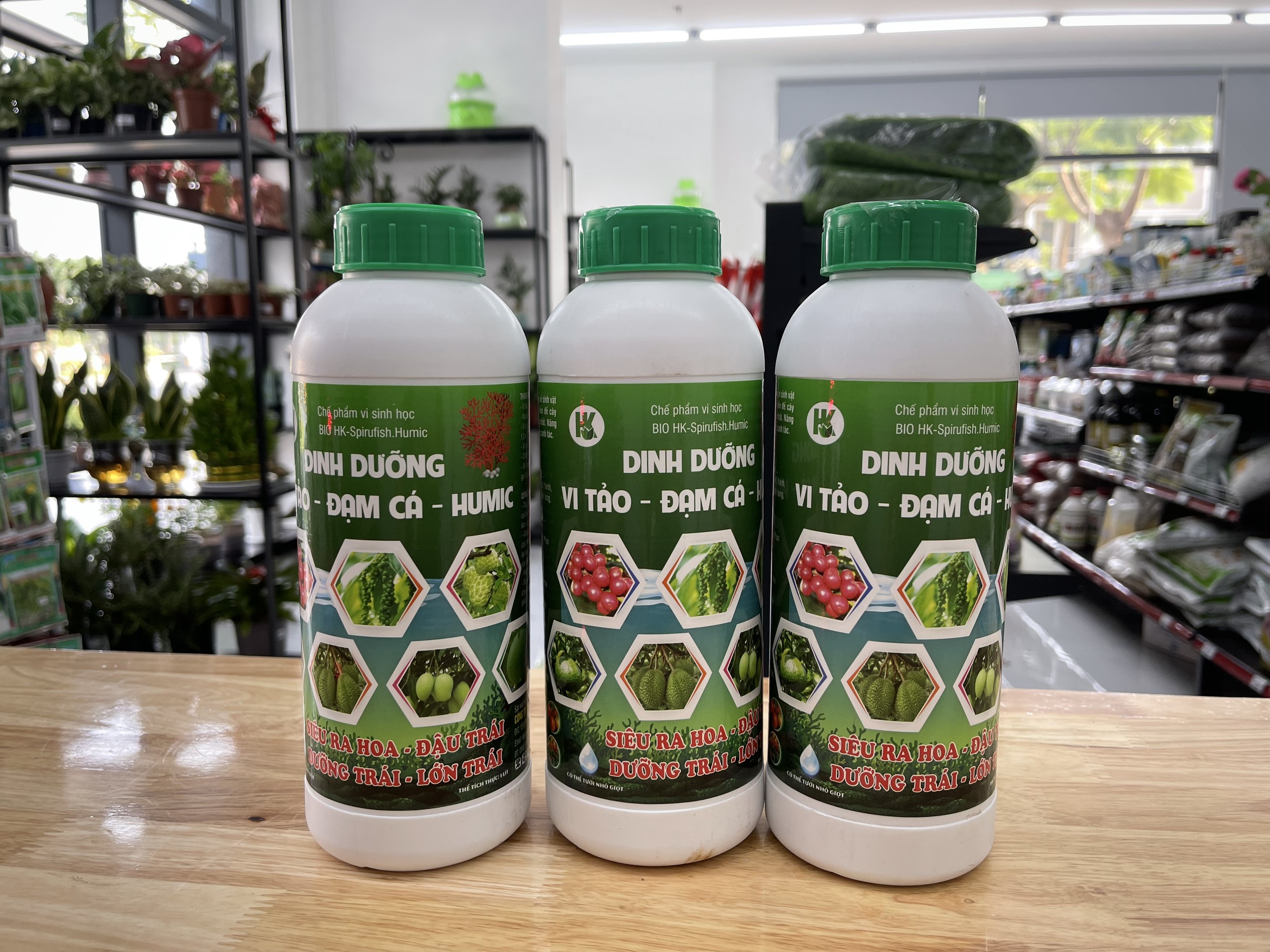 Dinh dưỡng vi tảo - đạm cá - humic chai 1 lit