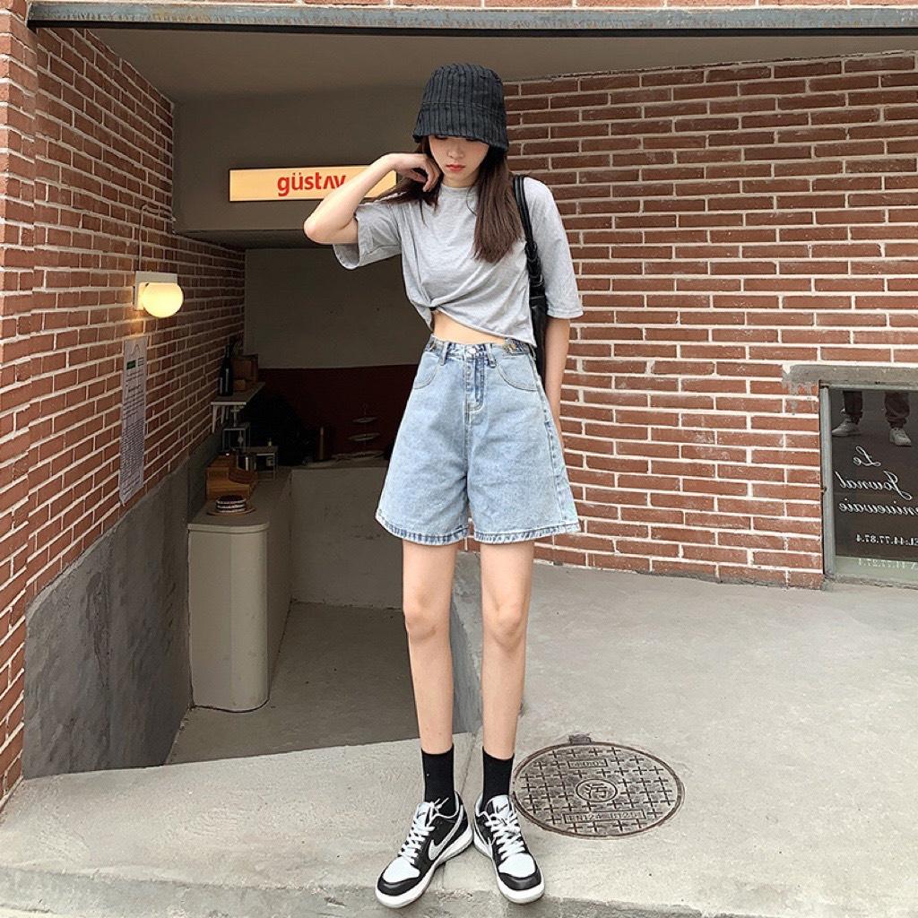 Quần Short Jean Nữ Ống Rộng Cúc Đồng