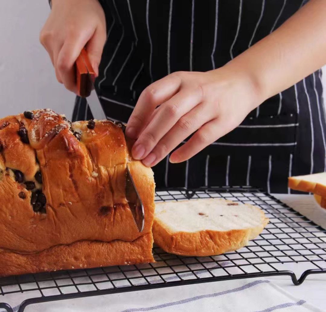 Dao Cắt Bánh Mì Bánh Ngọt Bánh Sinh Nhật ,Răng Cưa Tay Cầm Gỗ 38cm