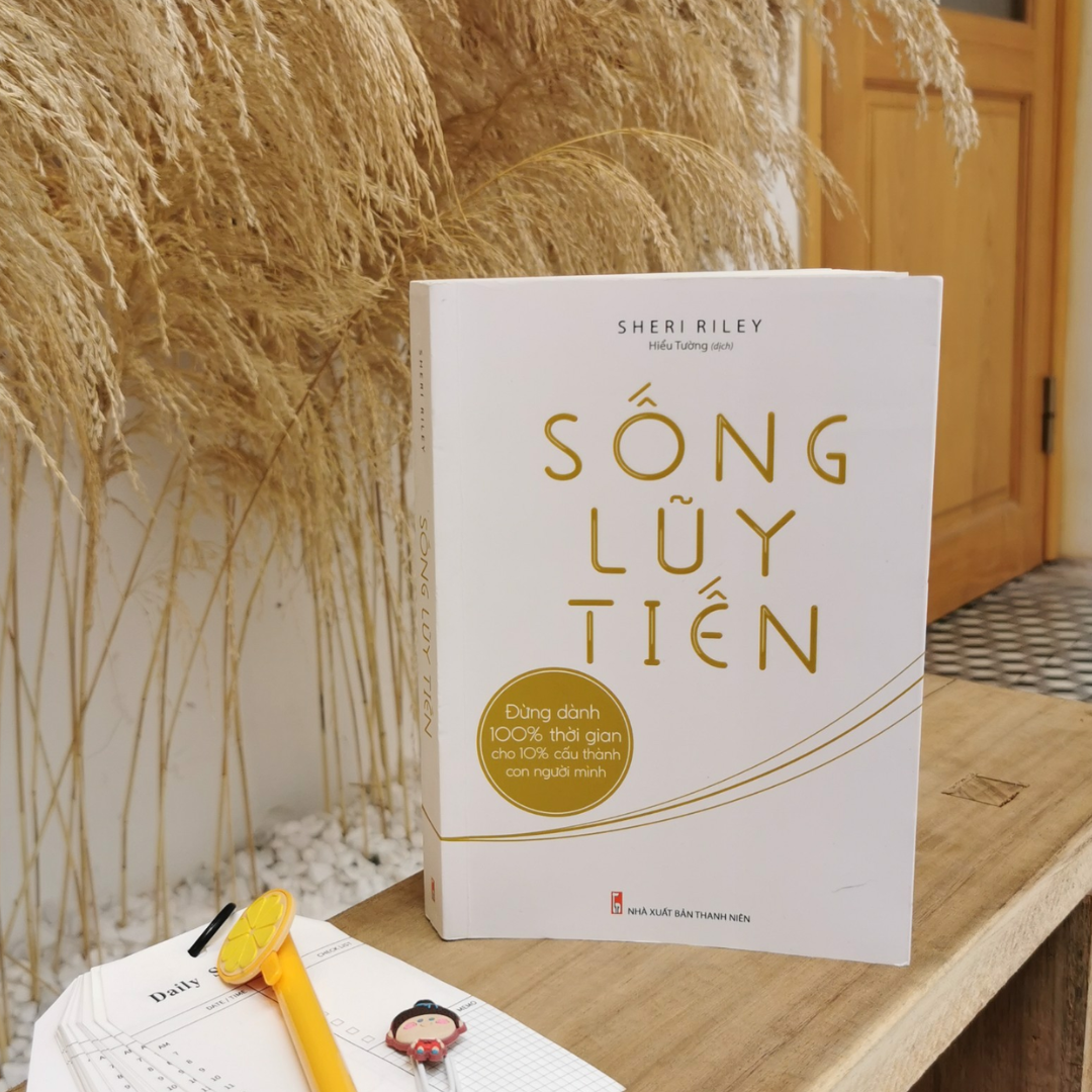 Sống Lũy Tiến
