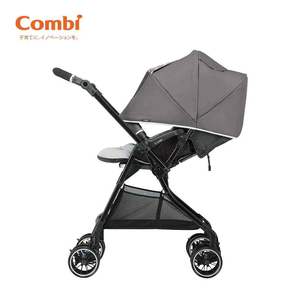 Xe đẩy Combi Sugocal Compact 4 bánh quay tự động màu đỏ/màu ghi