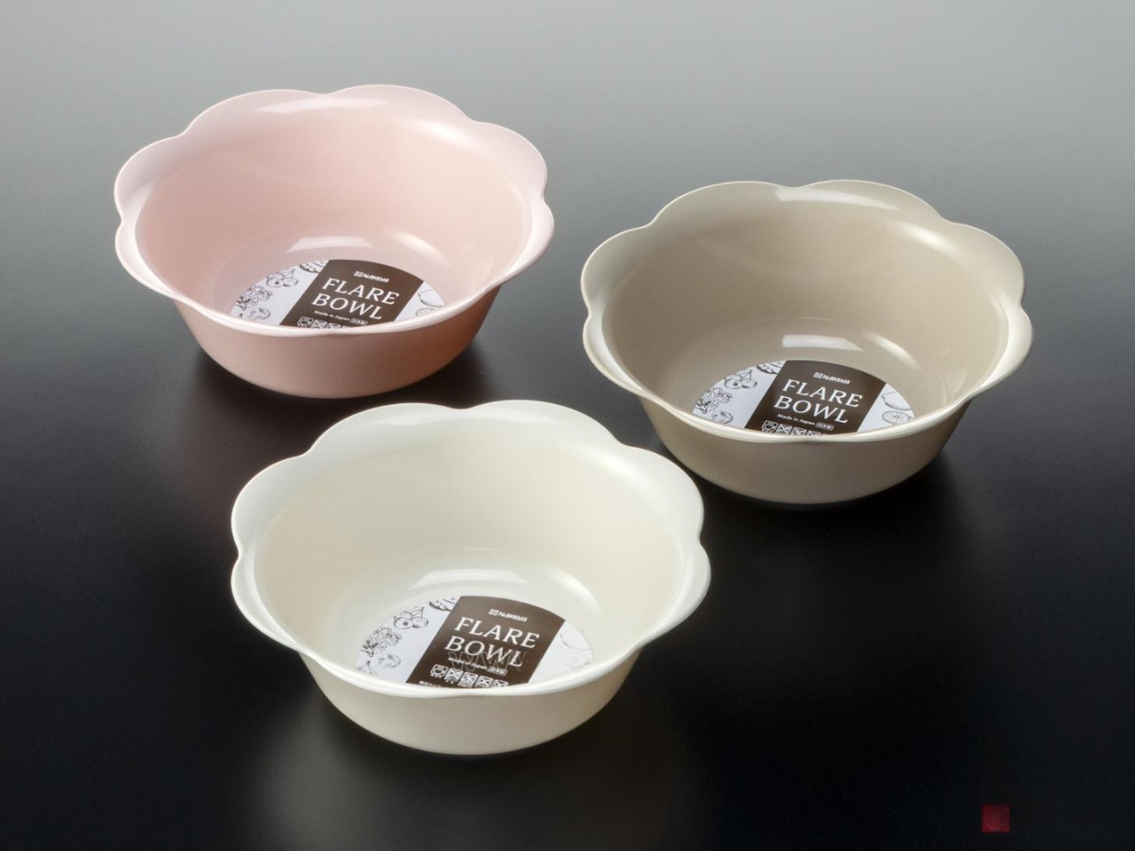 Tô nhựa hình cánh hoa Flare Bowl 1.1L - Hàng Nội Địa Nhật Bản
