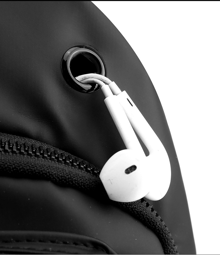Túi đeo chéo nam cao cấp phong cách mới BEE GEE – DCN9325