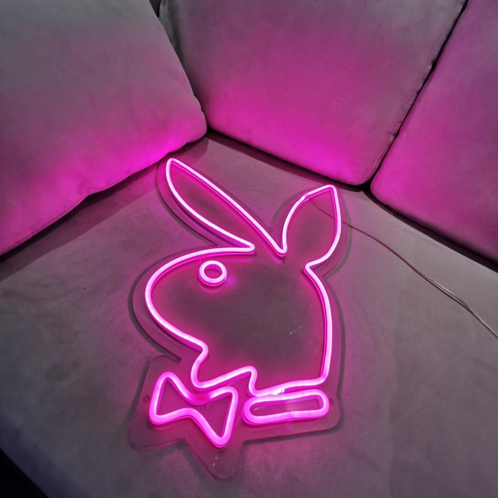 Đèn LED neon sign hình PLAYBOY | Saigonneonart | Sử dụng điện 12V | Chuyên dùng trang trí tường, trang trí phòng ngủ, trang trí nhà , trang trí quán coffee, trang trí cửa hàng.