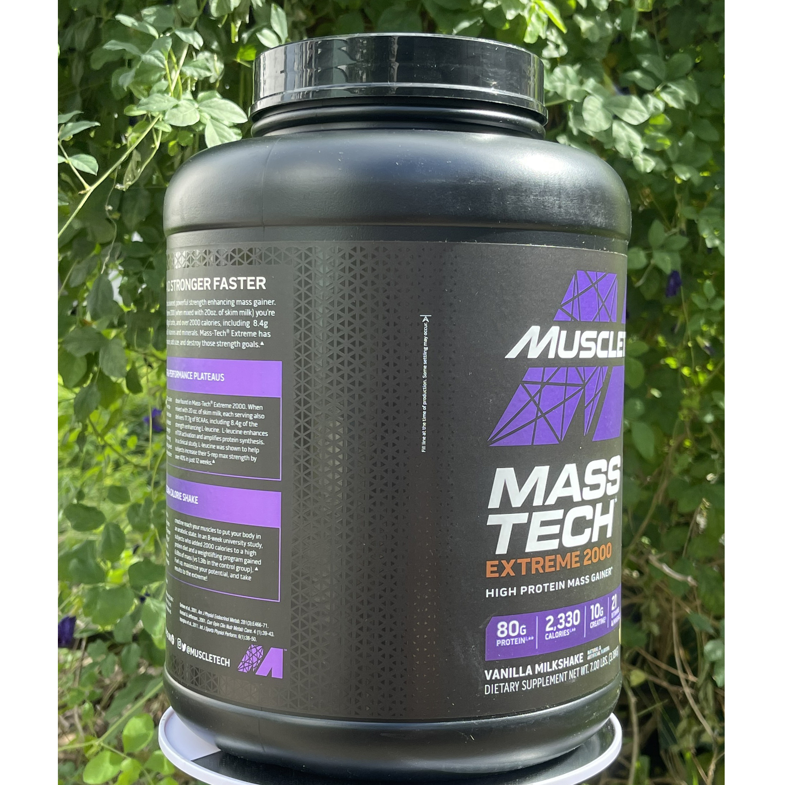 Combo Sữa tăng cân tăng cơ MASS TECH EXTREME 2000 của MuscleTech hỗ trợ tăng cân tăng cơ nhanh cho người gầy kén ăn, khó hấp thu, khó tăng cân &amp; Bình lắc 600 ml (Màu Ngẫu Nhiên