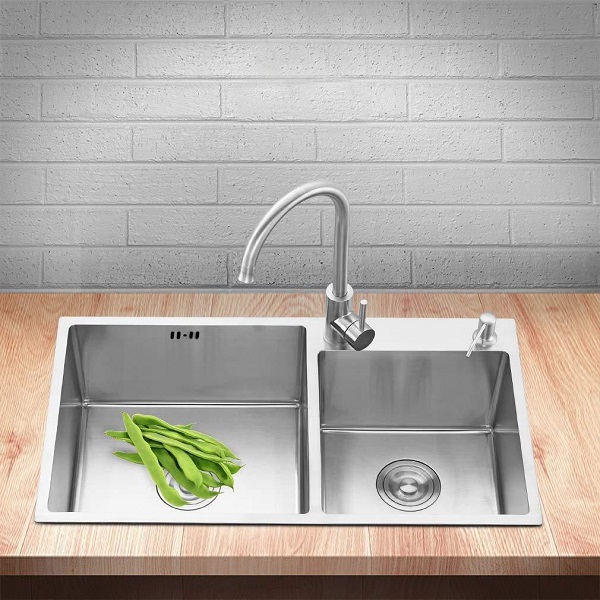 Combo Chậu Rửa Chén Đúc Inox 304 Kích Thước 82x45 cm ,vòi rửa chén vuông nóng lạnh,bình xà phòng , rỗ đựng chén