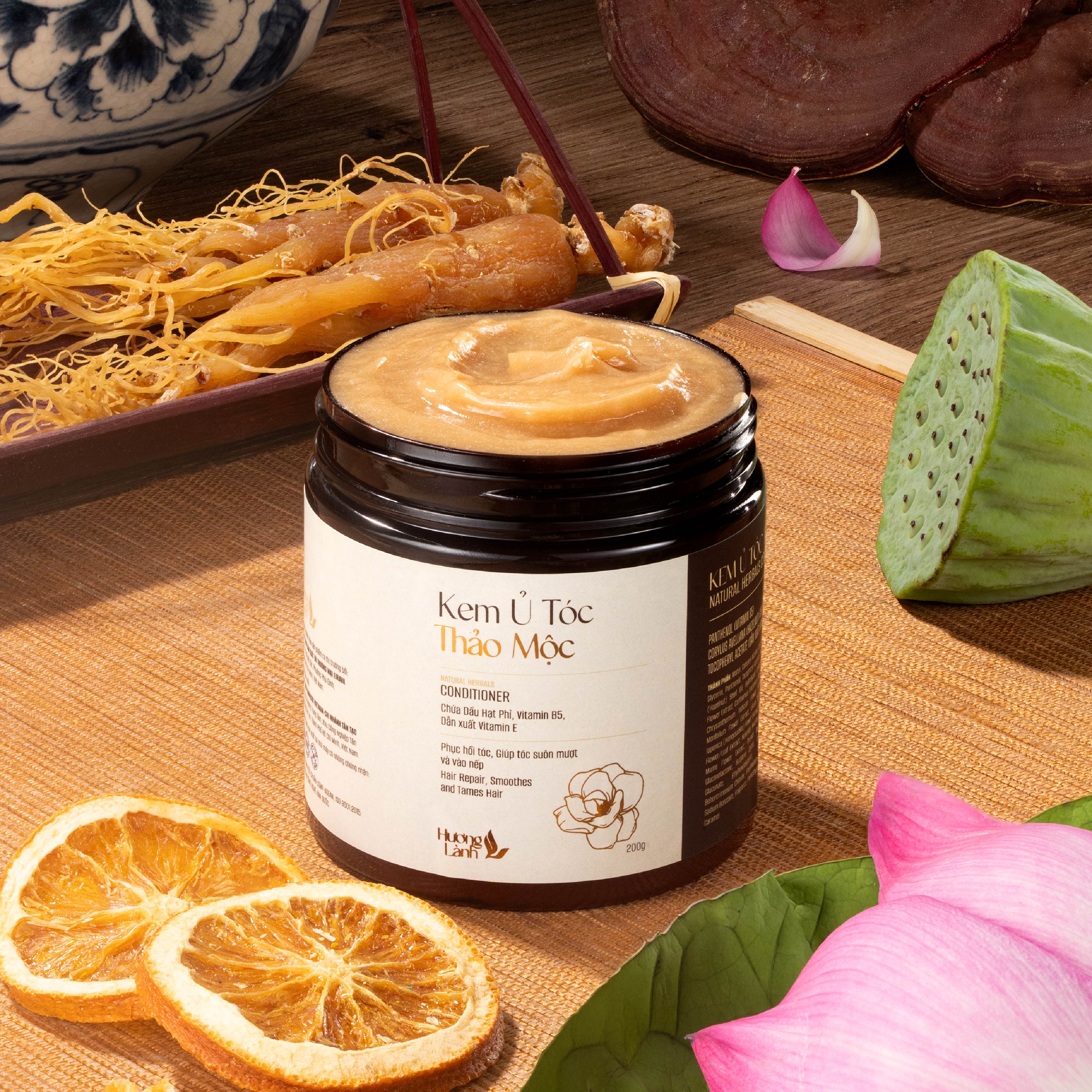 COMBO 2 sản phẩm Kem ủ tóc thảo dược Hương Lành + Tinh chất bưởi thảo mộc Hương Lành giúp tóc suôn mượt tự nhiên- vào nếp- ngăn gãy rụng hiệu quả, tinh chất bưởi phục hồi tóc hư tổn, giảm chẻ ngọn, kích mọc tóc từ tinh dầu bưởi và cam