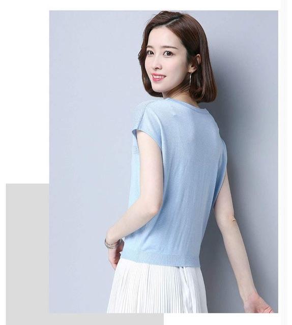Áo len dệt kim cánh dơi