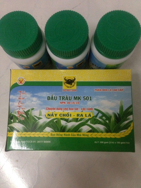 Hộp 3 lọ phân bón lá Đầu Trâu 501 nảy chồi ra lá (100g x 3 hũ)