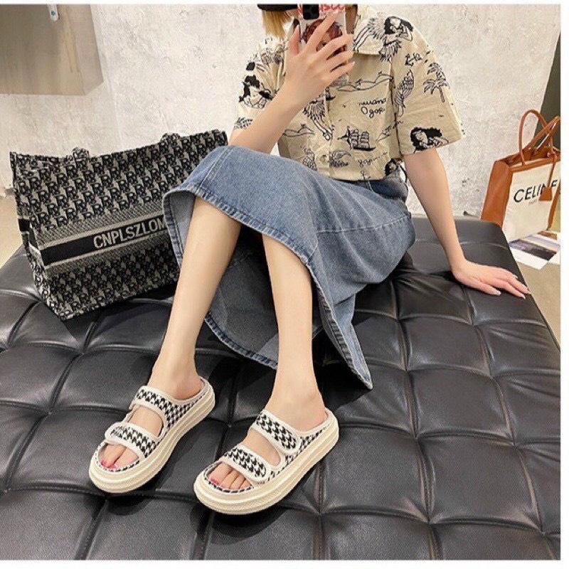 Dép quai ngang ,dép sục nữ dây buộc hở mũi đế bánh mì hai màu đen, kẻ caro size 35-39