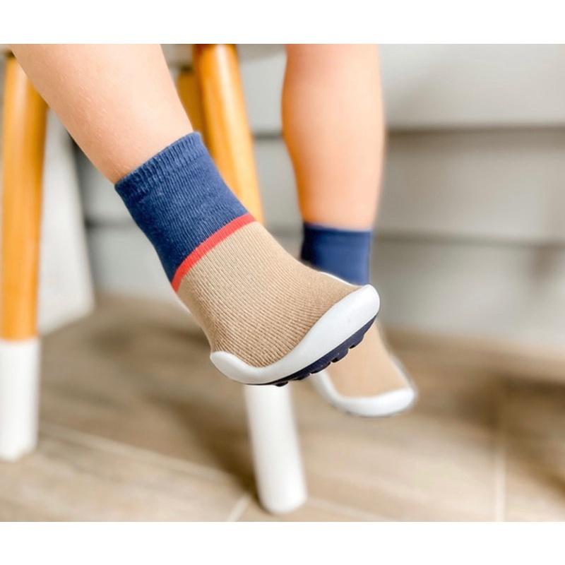 MADE IN KOREA GIÀY TẤT CHO BÉ CƯNG COLOR BLOCK BEIGE