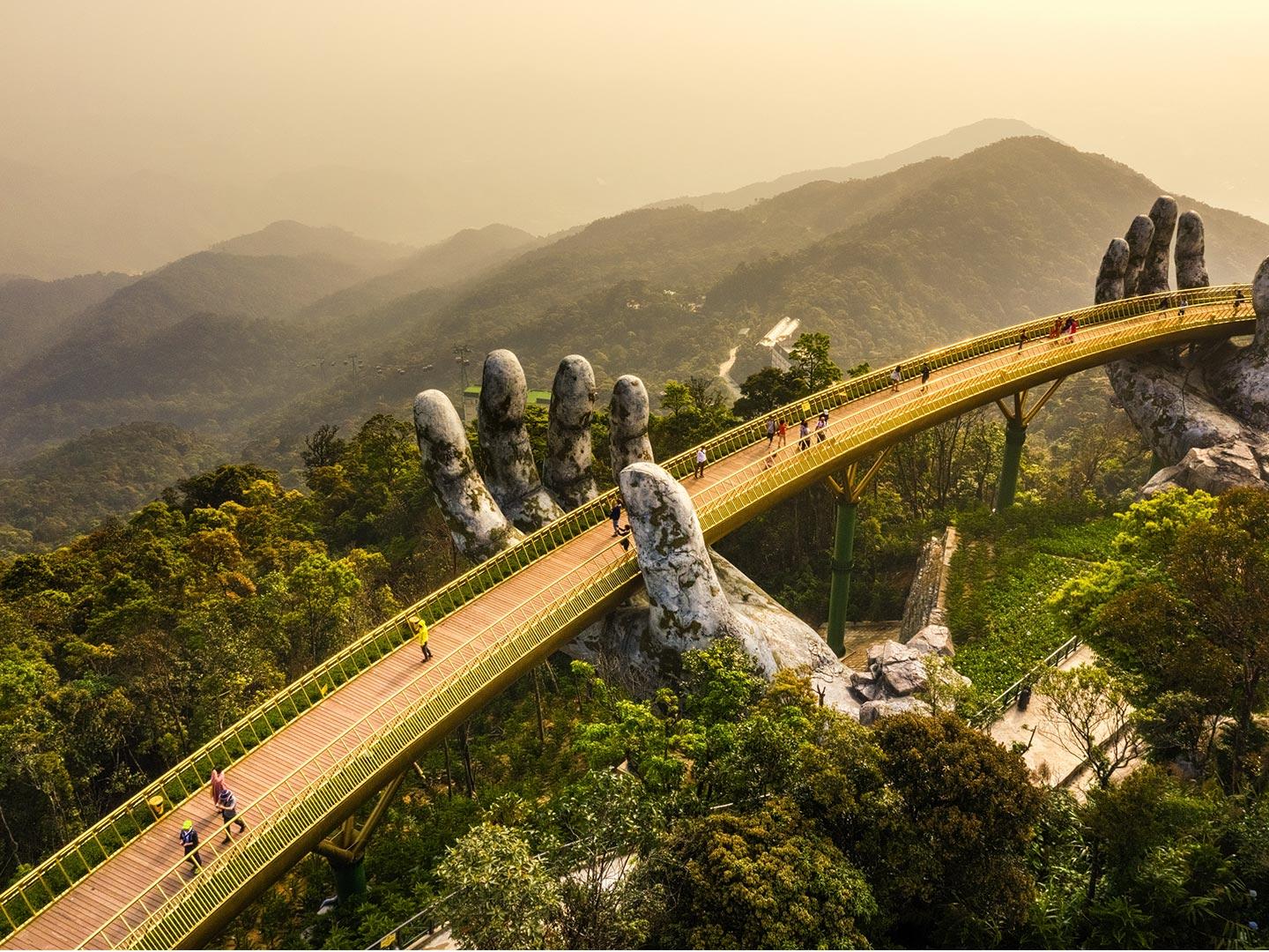 TOUR ĐÀ NẴNG - HỘI AN - HUẾ - BÀ NÀ - QUẢNG BÌNH 5N4Đ