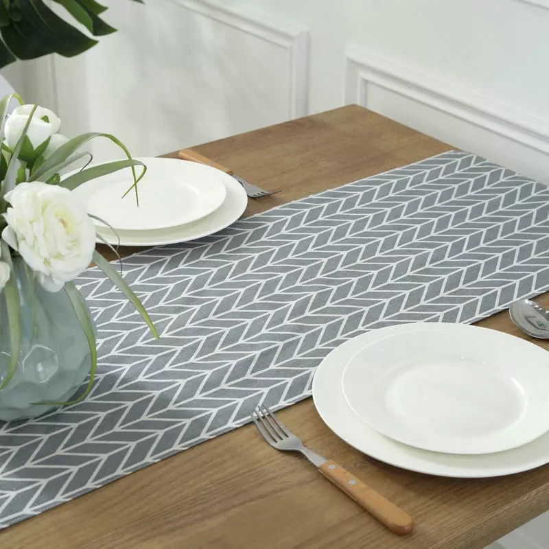 Khăn trải bàn table runner vải bố - Họa tiết Mũi tên - mẫu B05