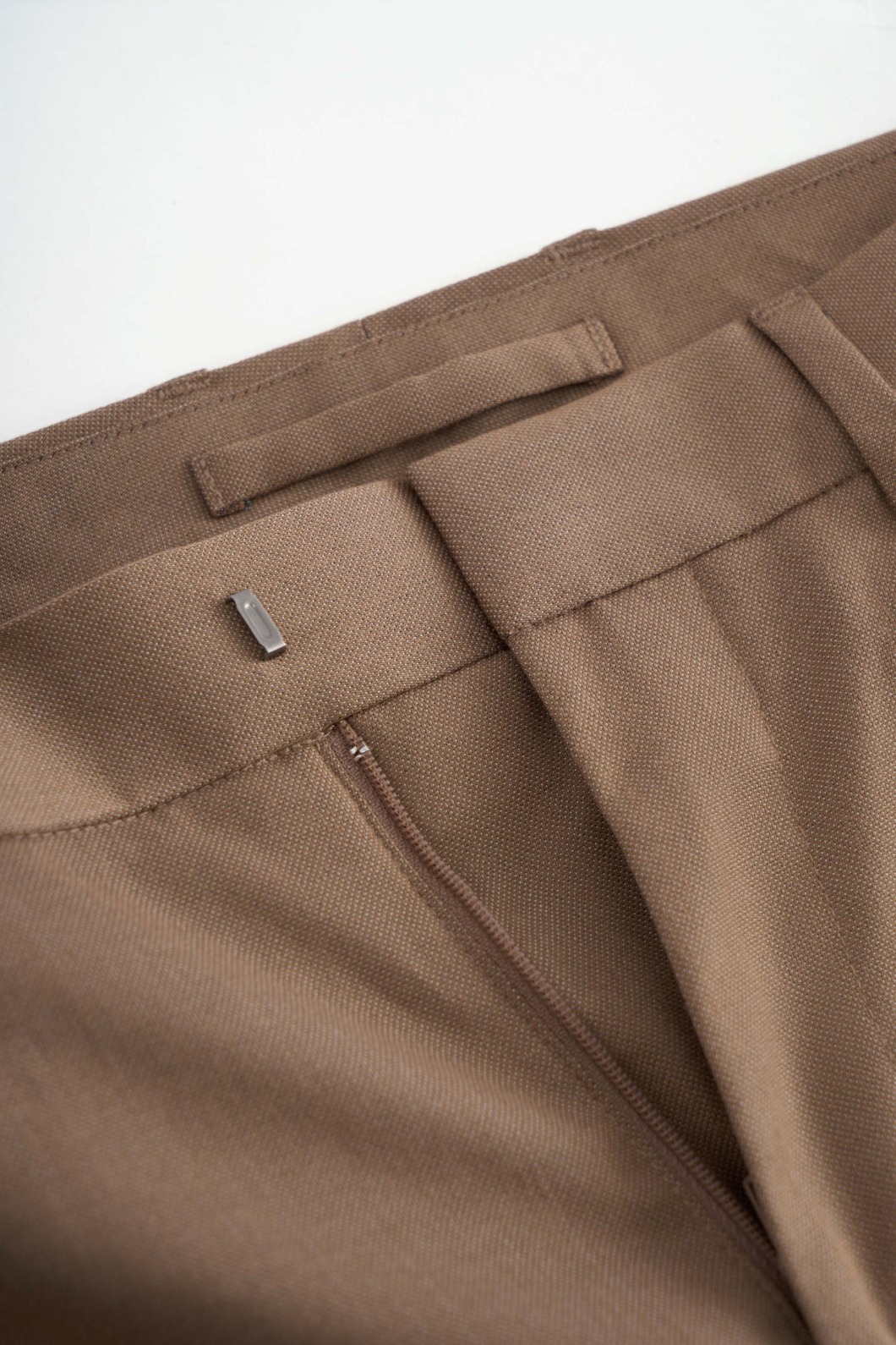 Quần Tây ROUTINE Nam Ống Ôm Xếp Ly Phối Chỉ Trơn Form Slim (2 màu) - 10F23PFO010 | LASTORE MENSWEAR