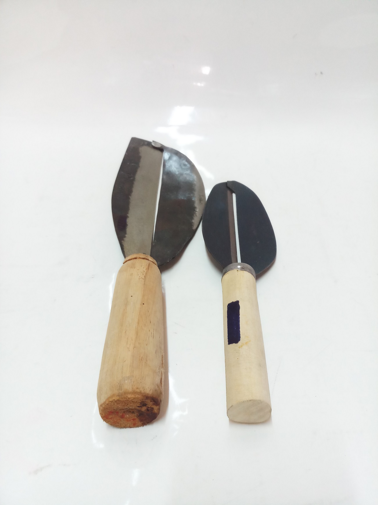 COMBO 1 DAO BÀO THÉP HAI LƯỠI+1 DAO BÀO NHỎ.