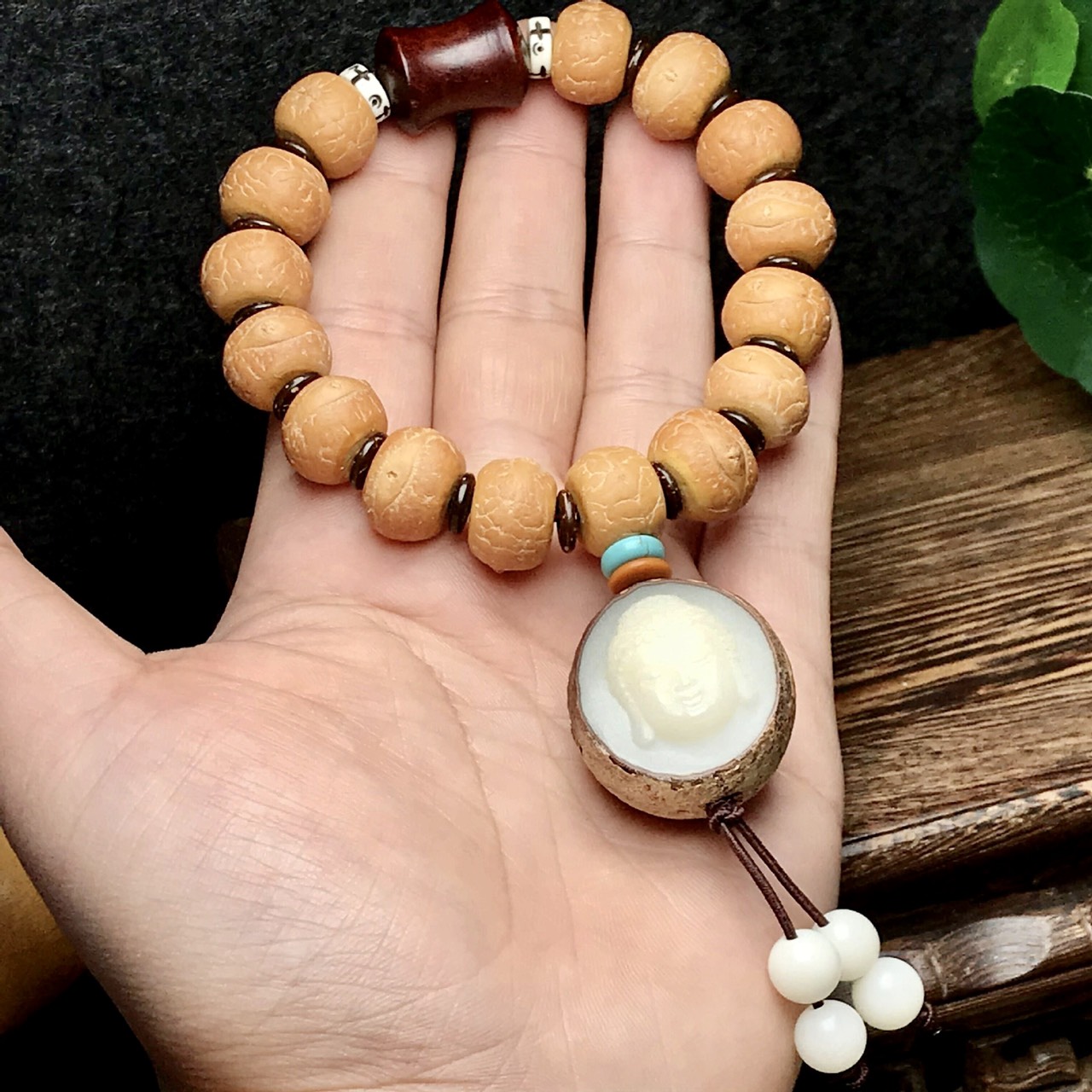 VÒNG TAY CHUỖI HẠT BỒ ĐỀ PHẬT NHÃN VÀ BỒ ĐỀ BẠCH NGỌC TỰ NHIÊN NEPAL 12-13mm