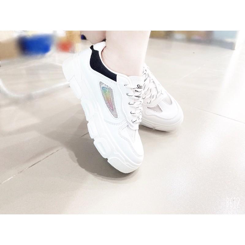Giày sneaker tăng chiều cao êm chân