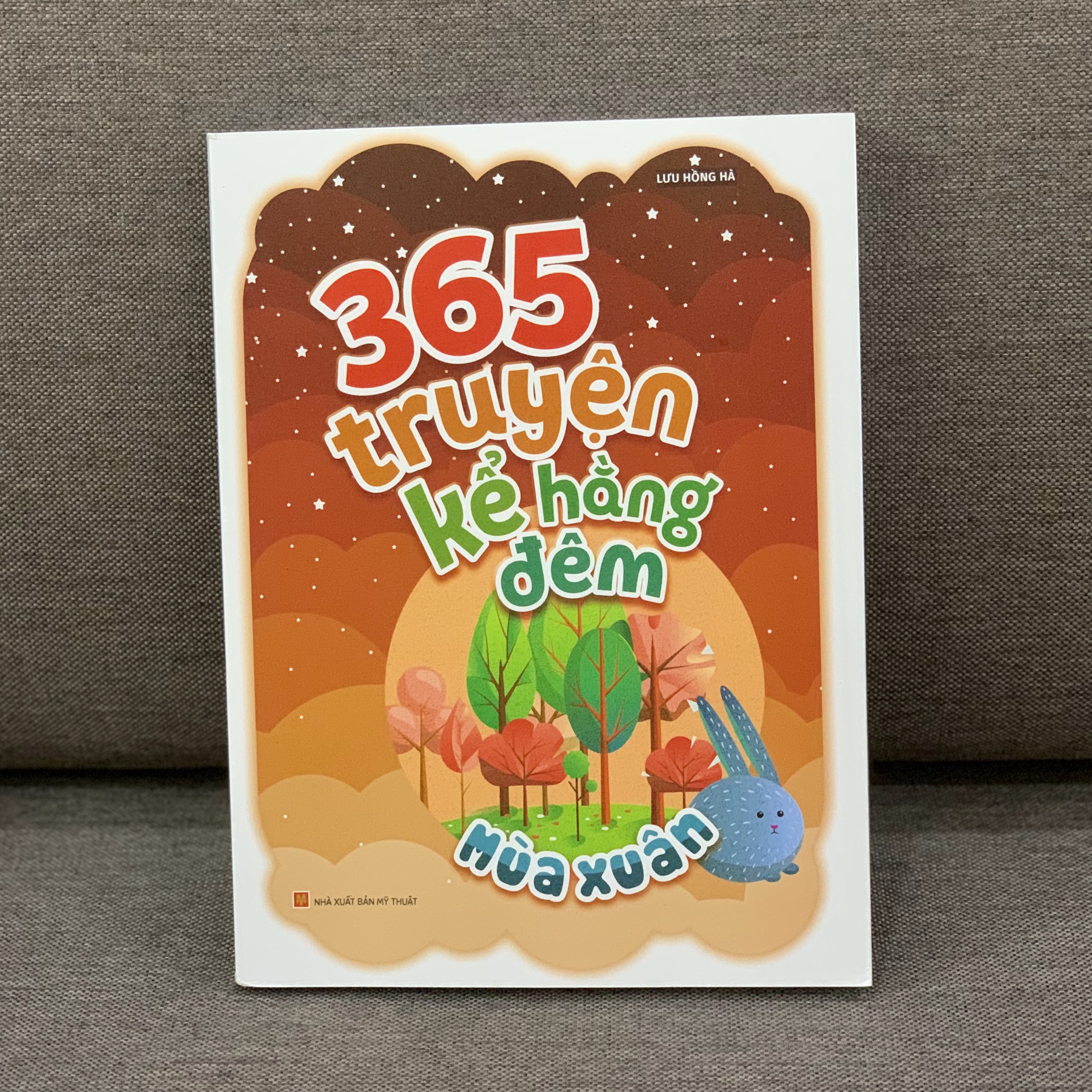 Sách: 365 Truyện Kể Hằng Đêm - Mùa Xuân