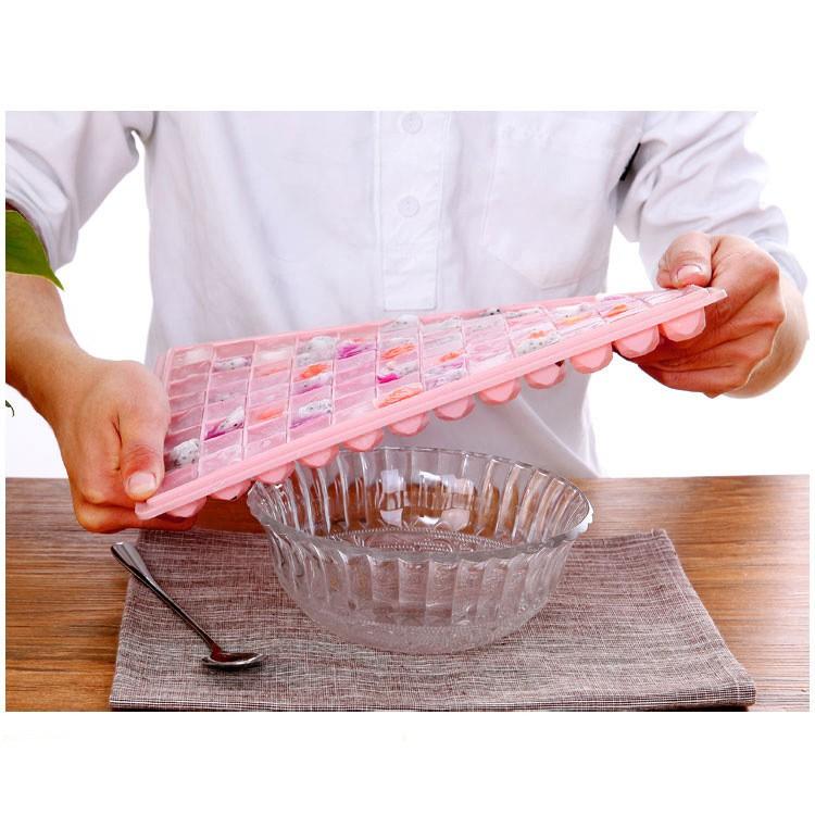 KHAY ĐỰNG NƯỚC ĐÁ 60 VIÊN BẰNG NHỰA DẺO
