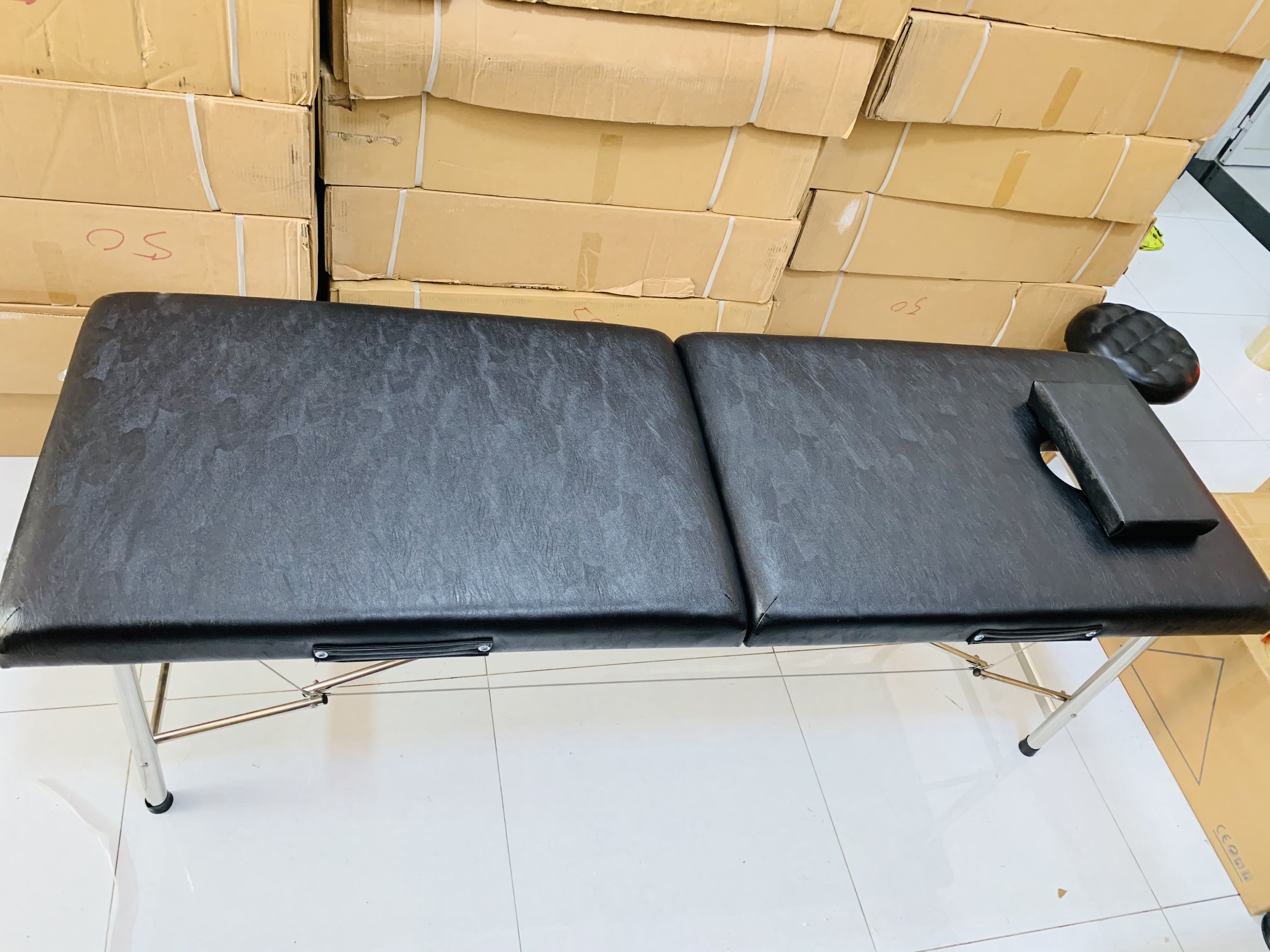 Giường Xếp Vali Chân Gỗ hàng VN chuyên Phun Xăm, Spa, Nối Mi, Massage.