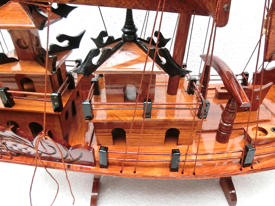 Mô hình thuyền gỗ trang trí Hạ Long Rồng - thân tàu 60cm - gỗ hương