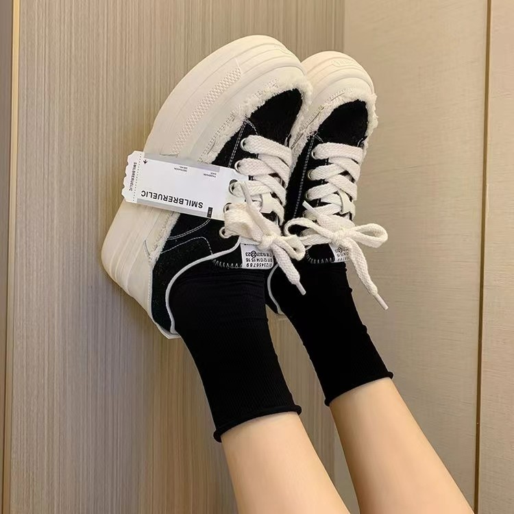 Giày thể thao nữ rách tua rua đế cao 3cm, Giày Sneaker nữ chất vải canvas dáng basic