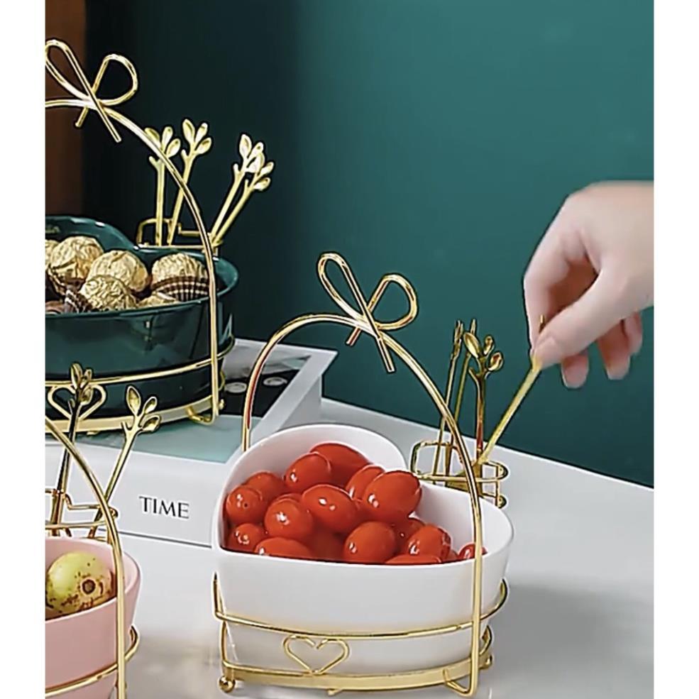 Bát đựng trái cây bằng sứ hình trái tim dễ thương kèm dĩa BP