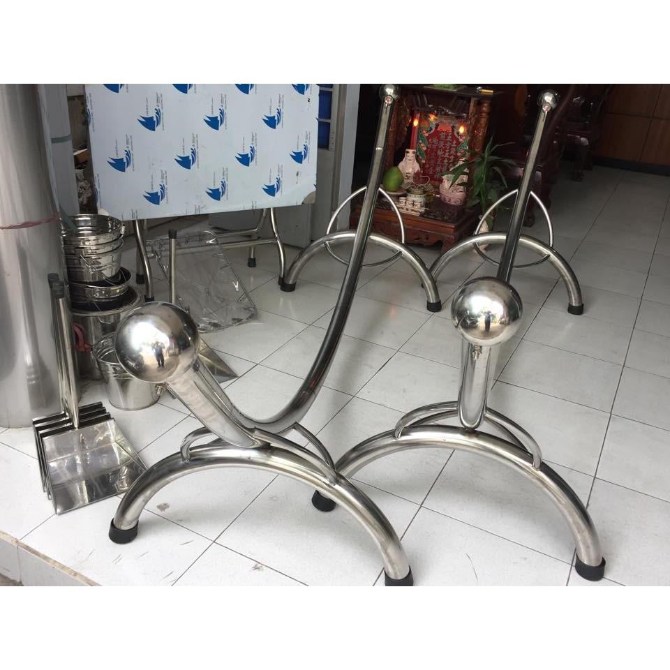 Võng inox 304 cao cấp hiện đại, hình bán nguyệt rất tỉ mỉ và sang trọng cho biệt thự