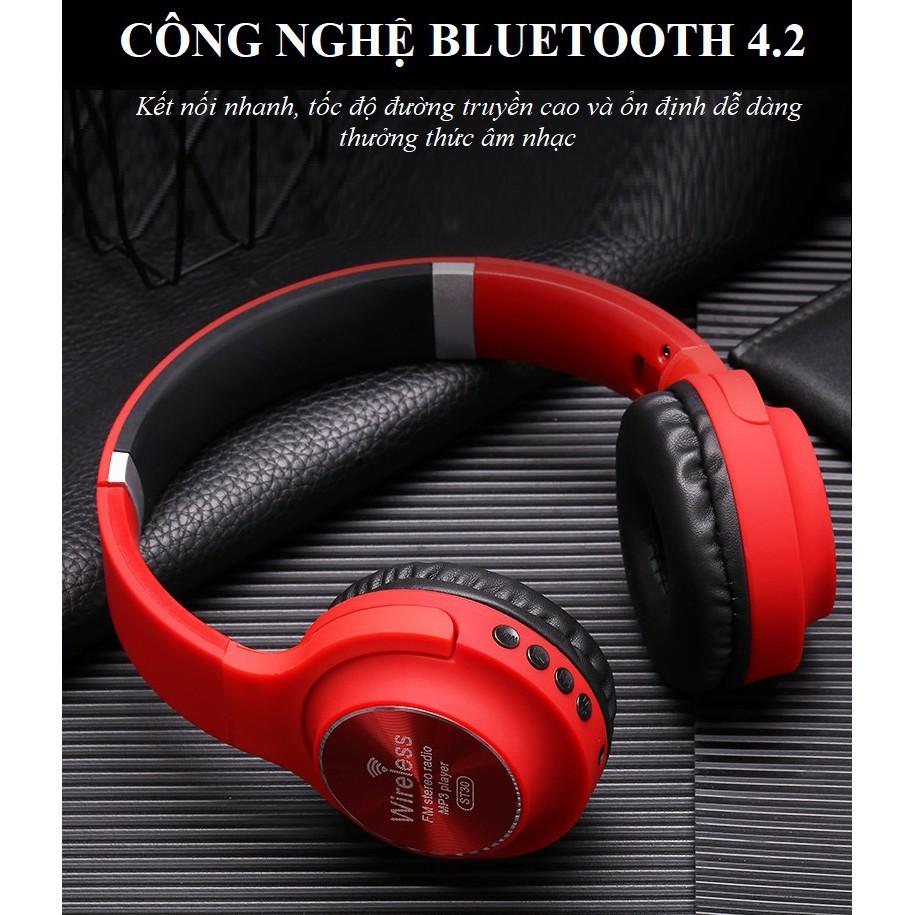 Tai Nghe Bluetooth️️ Tai Nghe Chụp Tai Có Khe Cắm Thẻ Nhớ - Tai Nghe ST-30 Khoảng Cách Truyền Không Dây Lớn