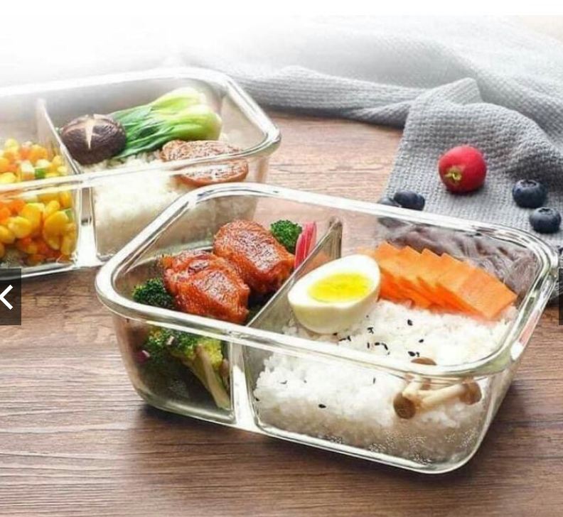 Thố thuỷ tinh đựng cơm 3 ngăn tặng kèm bộ đũa thìa Inox