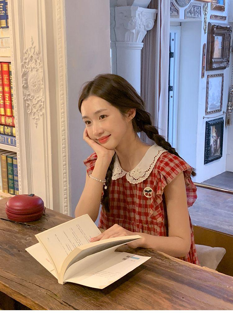 CHENGRUI Vintage búp bê cổ cherry thêu đầm mùa hè 2023 lỏng lẻo ngọt ngào thiết kế cảm giác váy sọc đỏ