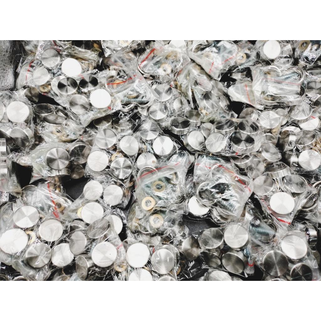ỐC VÍT CÓ NẮP CHỤP BẰNG INOX 304, ĐƯỜNG KÍNH 15MM ,BỘ 4 VÍT+4 NẮP+4 NỞ CHE VÍT THẨM MỸ