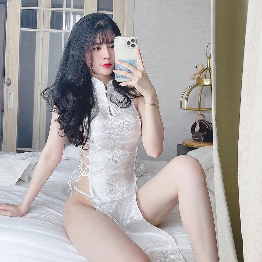 Cosplay sườn xám sexy đan dây hông với màu trắng quyến rũ