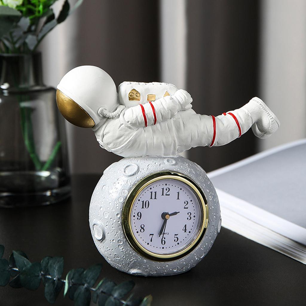 Hình ảnh Astronaut Clock Tabletop Bedside Desk Clock  Ornaments