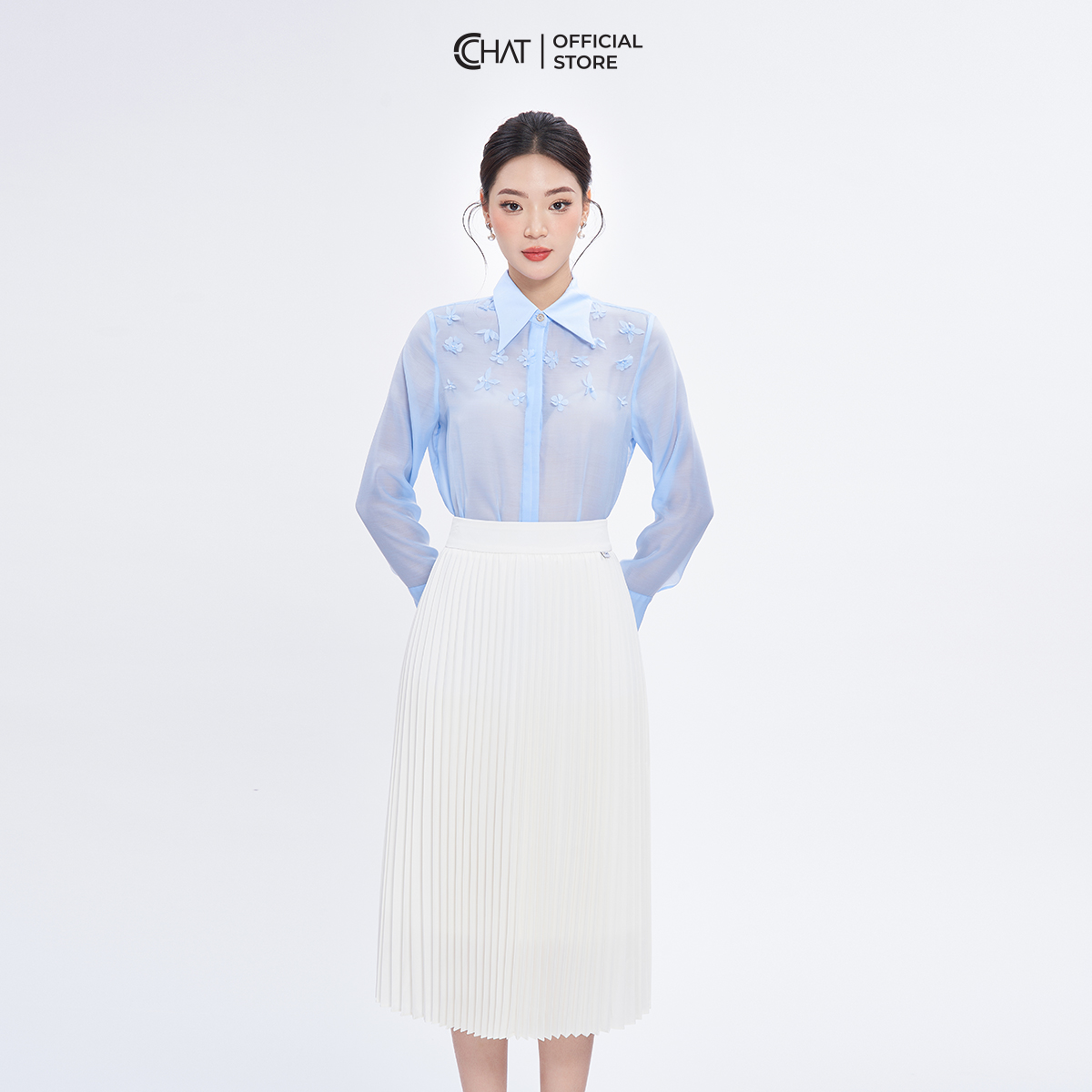 Áo Sơ Mi Nữ  Kiểu Cổ Đức Đính Hoa Trang Trí Chất Voan Cao Cấp 53FDV9001ST